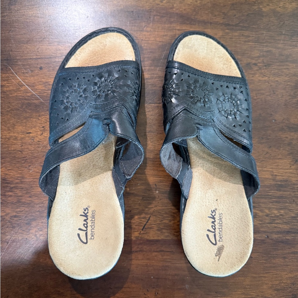 Clarks Black Sandals with Cushioned Footbed